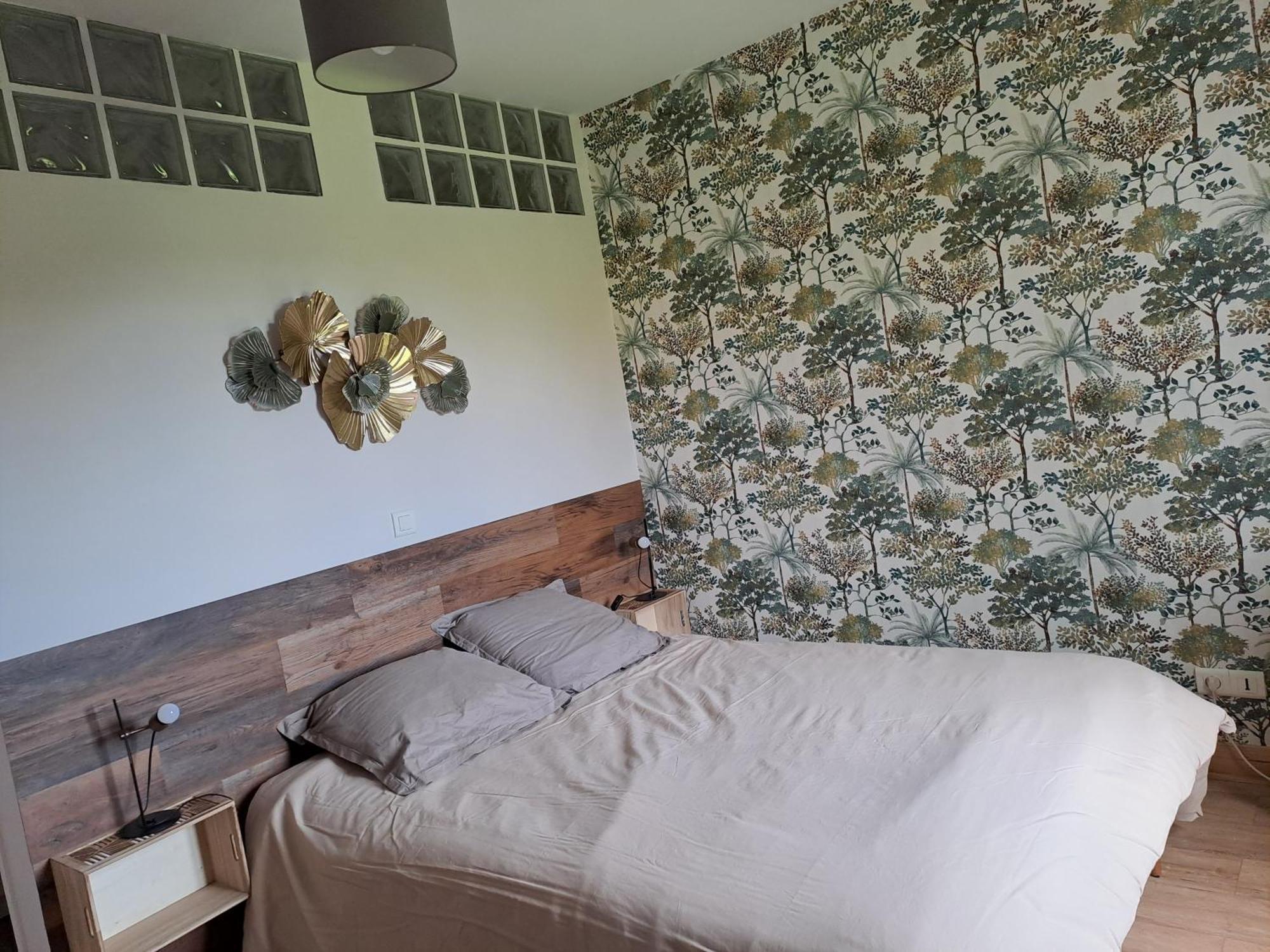 L'Ile Verte Chambre Avec Salle De Bain Privee Champagnac  Eksteriør billede